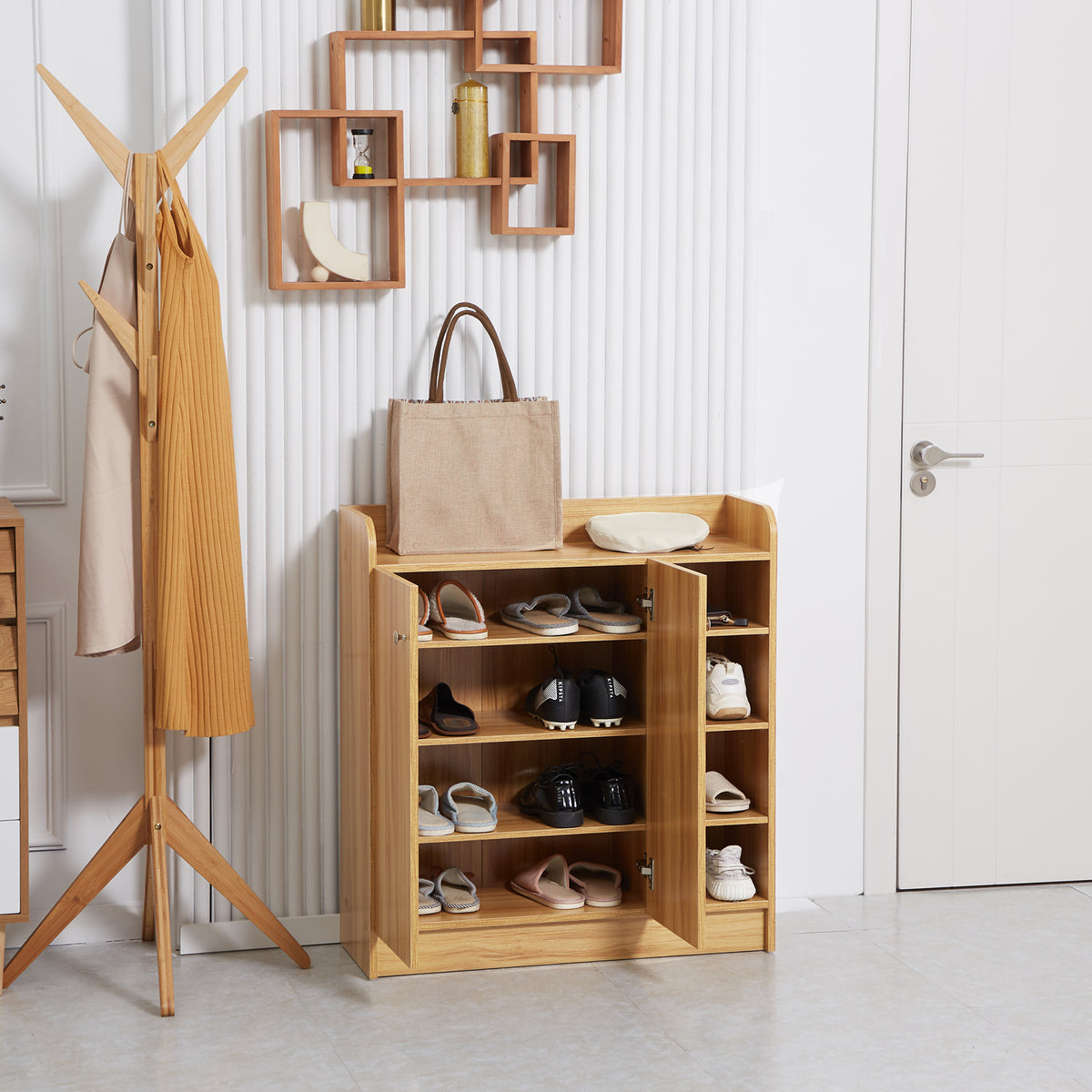 Meuble de rangement à chaussures pour entrée avec 4 compartiments ouverts et placard double porte - étagère réglable