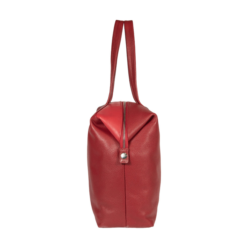 RB2004V | Shopping Bag Convertible to Trunk made of genuine full grain leather, dollar/light grain. Double handles. Red color. Dimensions: 43 x 36 x 14 cm. Packaging: Non-Woven Fabric Bag.